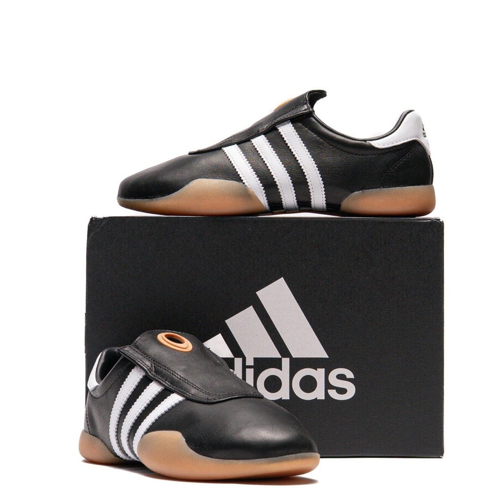 *OFFERS WELCOME*Adidas Black and White Flats with Tan Sole fit more like 9-9.5